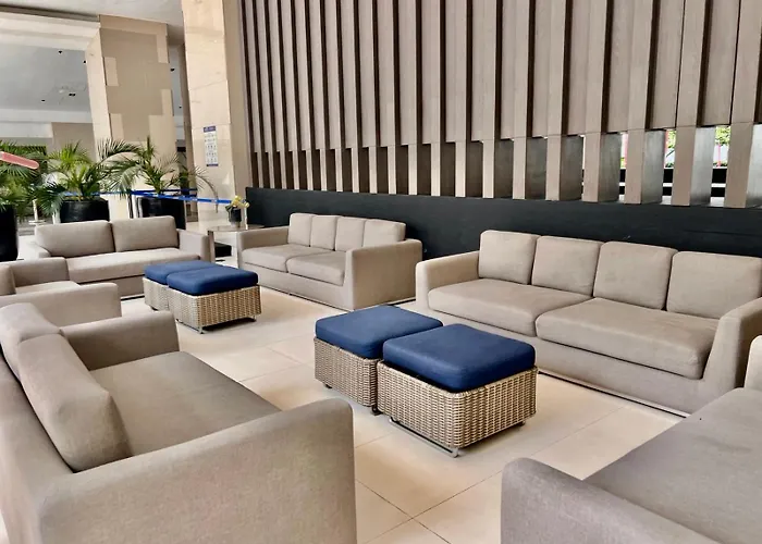 Mall Of - Aseana - Guaranteed Apartment Manila