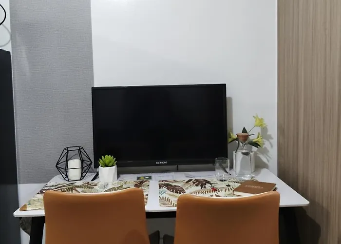 Mall Of - Aseana - Guaranteed Apartment Manila